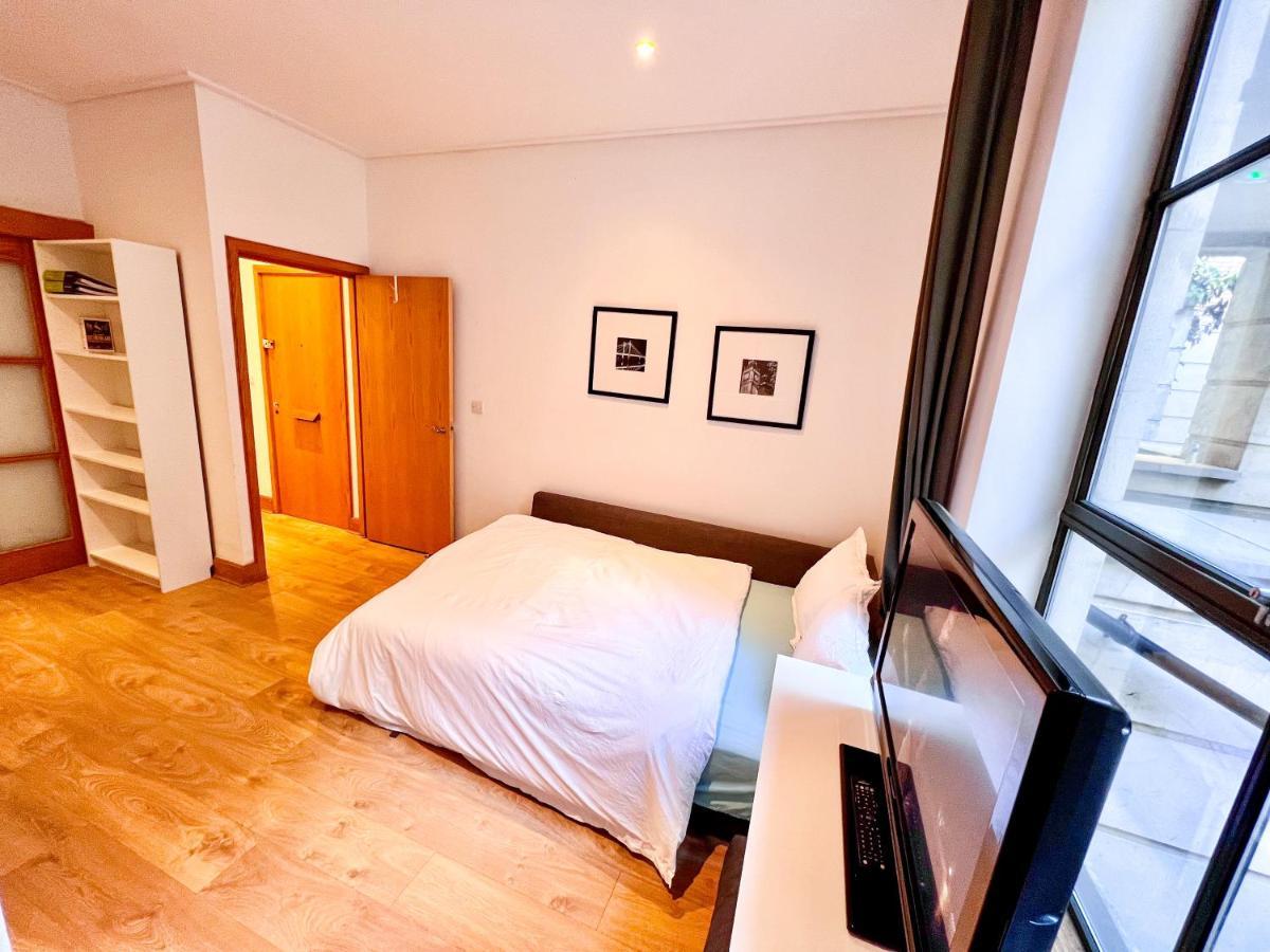 Superior Entire Apartment Between St Pauls Cathedral And Covent Garden 伦敦 外观 照片