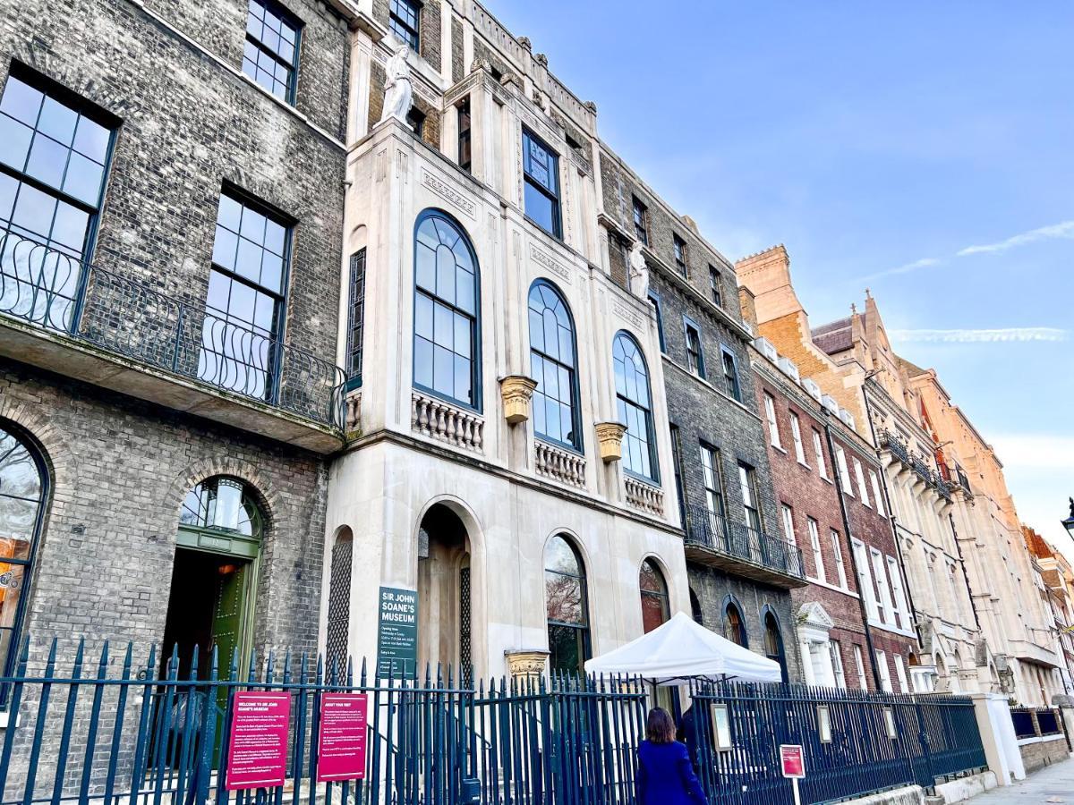 Superior Entire Apartment Between St Pauls Cathedral And Covent Garden 伦敦 外观 照片