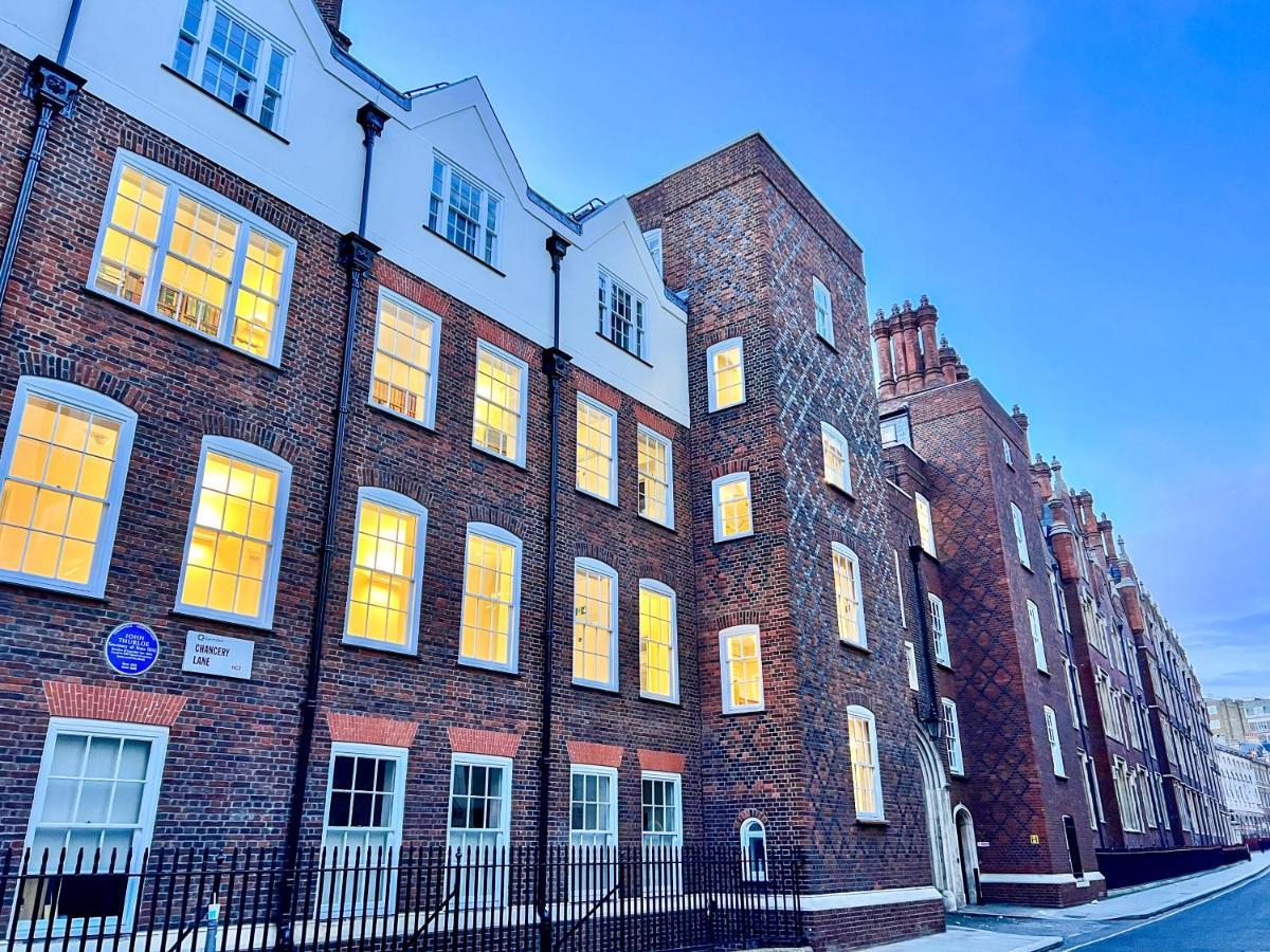 Superior Entire Apartment Between St Pauls Cathedral And Covent Garden 伦敦 外观 照片