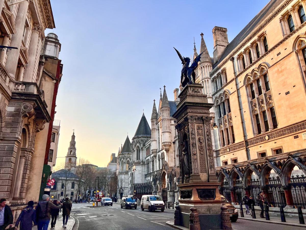Superior Entire Apartment Between St Pauls Cathedral And Covent Garden 伦敦 外观 照片
