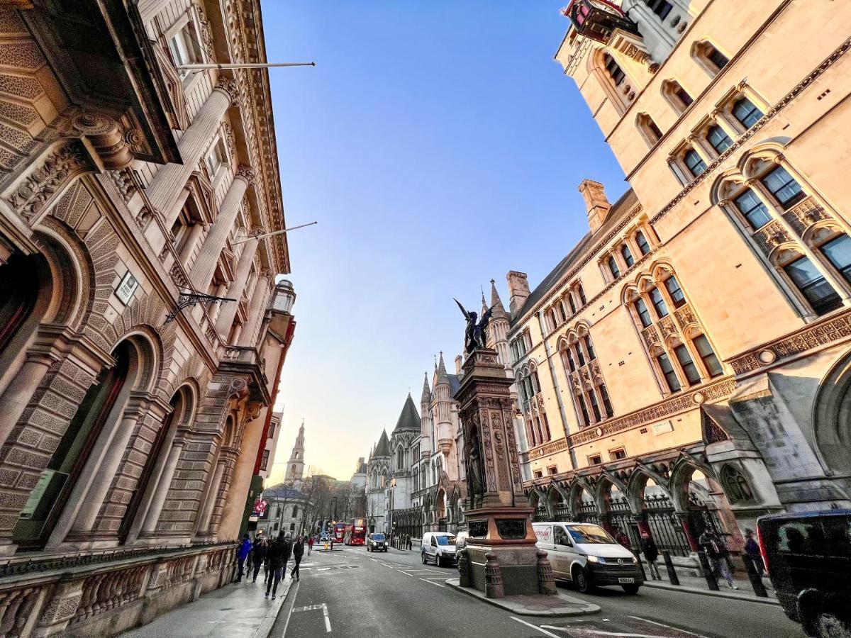 Superior Entire Apartment Between St Pauls Cathedral And Covent Garden 伦敦 外观 照片