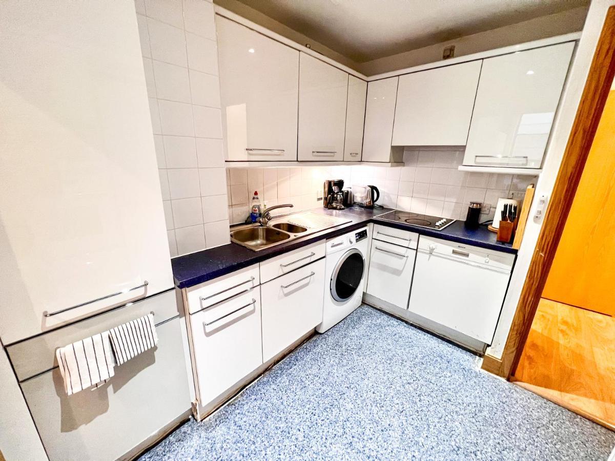 Superior Entire Apartment Between St Pauls Cathedral And Covent Garden 伦敦 外观 照片