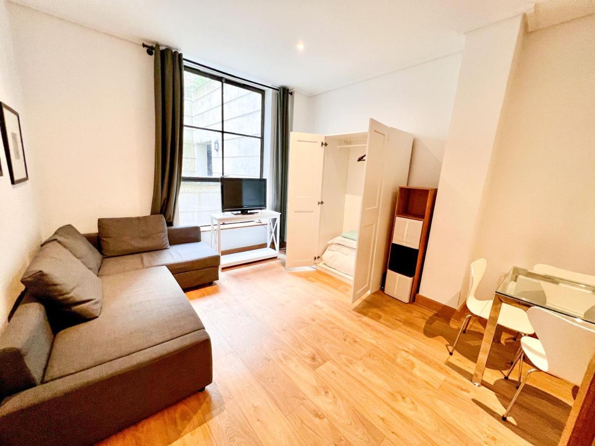 Superior Entire Apartment Between St Pauls Cathedral And Covent Garden 伦敦 外观 照片