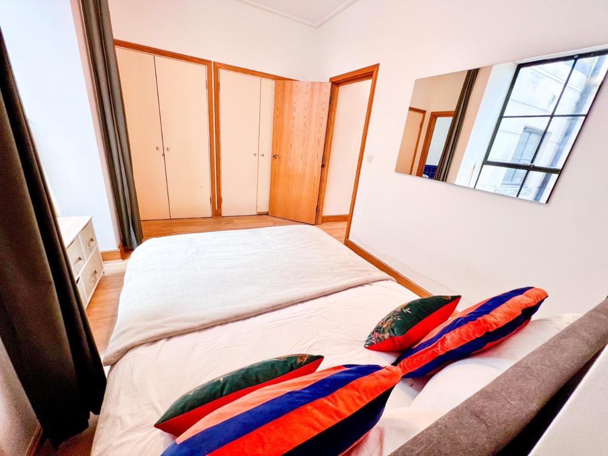 Superior Entire Apartment Between St Pauls Cathedral And Covent Garden 伦敦 外观 照片