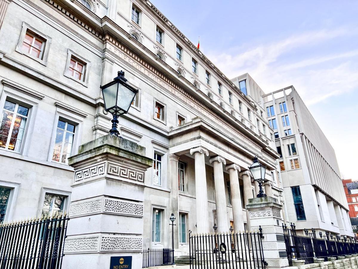 Superior Entire Apartment Between St Pauls Cathedral And Covent Garden 伦敦 外观 照片